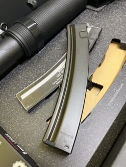 Alternative view of Tokyo Marui SMG5 SD6